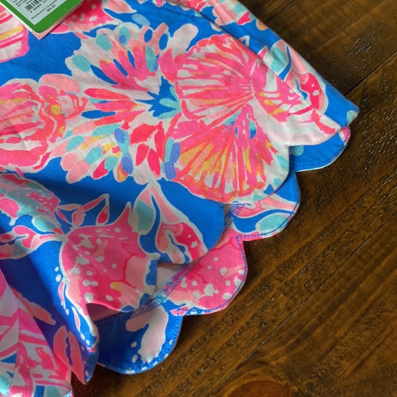 Lily Pulitzer Buttercup Stretch Short - Picture 4 of 6